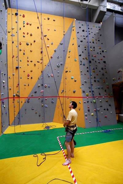 Galactic Indoor Climbing GYM - Sala de escalada